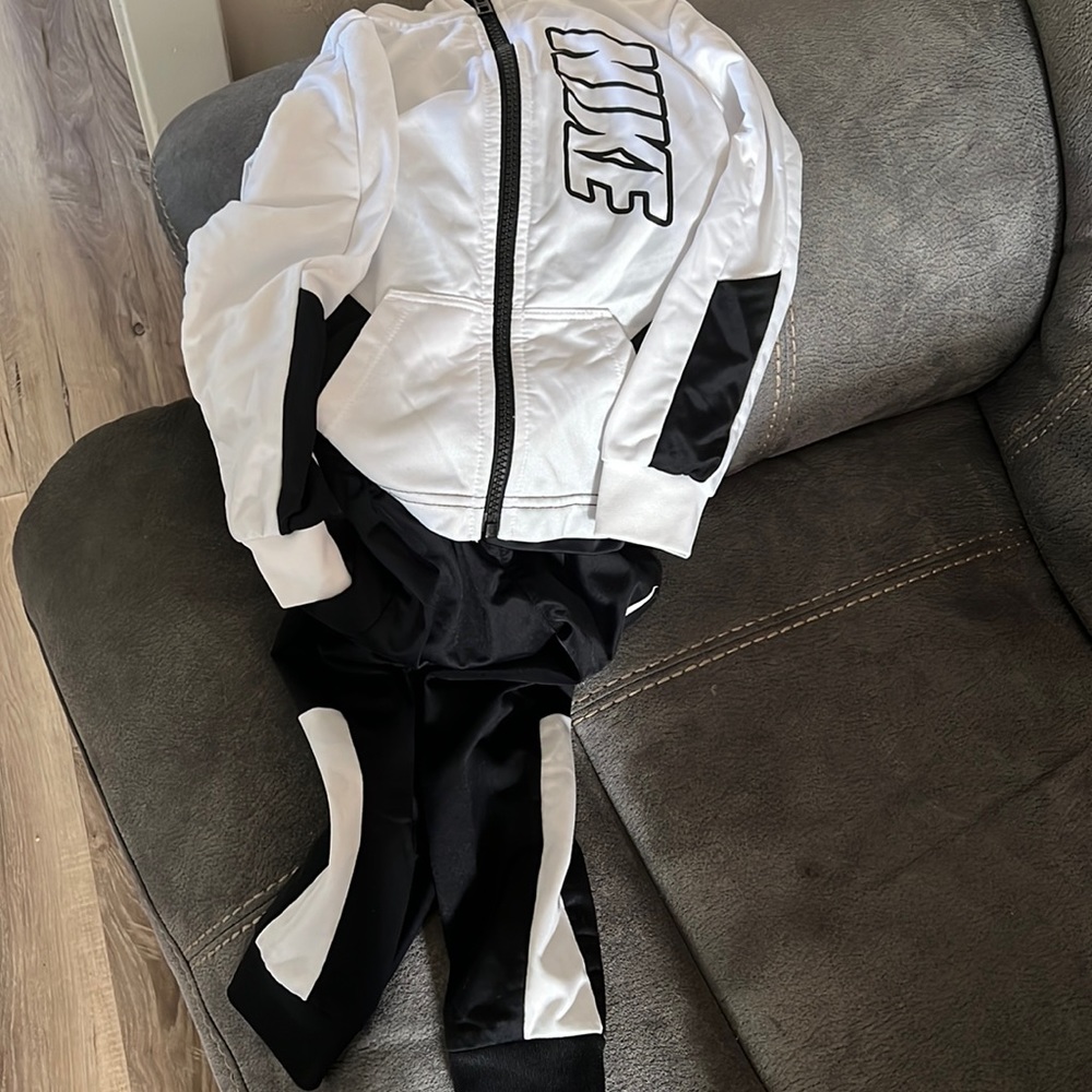 Boys two peace jacket and pants